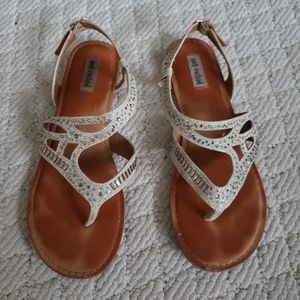 Not Rated Champaign Gold Sparkly Sandals Size 8.5